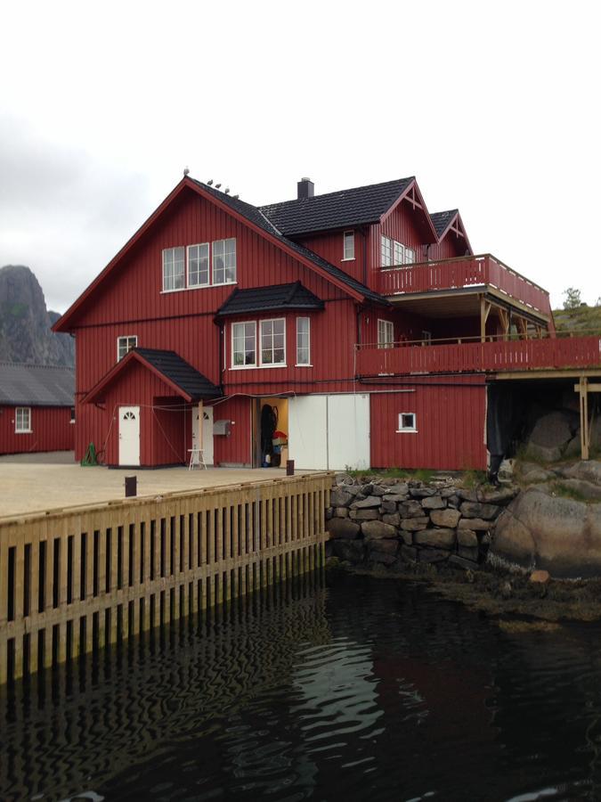 Svolvaergeita Apartments Exterior photo